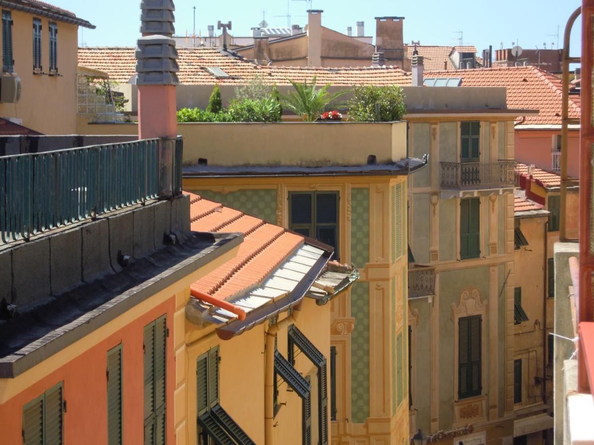 Genovese Villa Elena Appartamenti Varazze Exterior photo